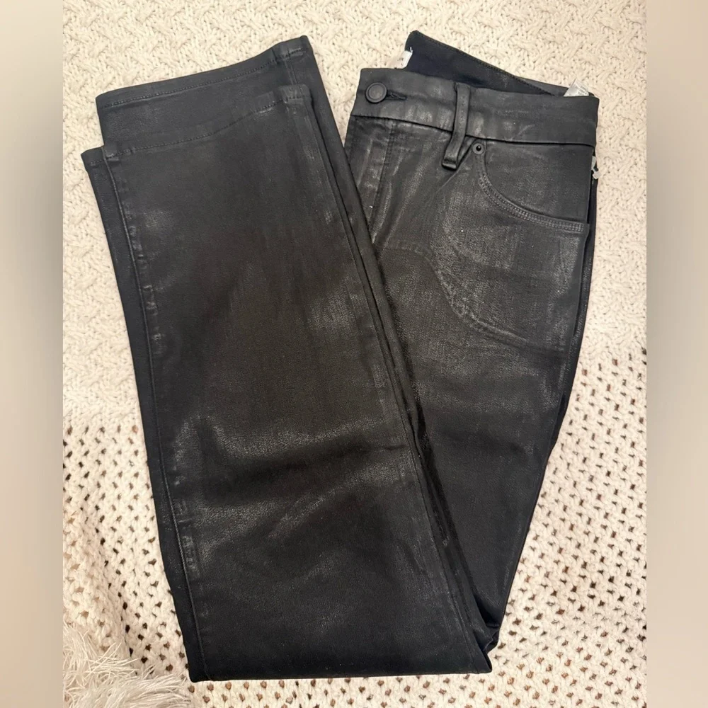 NWOT GOOD AMERICAN WOMENS 8/29 SHINY BLACK SHIStraight-Leg Jeans